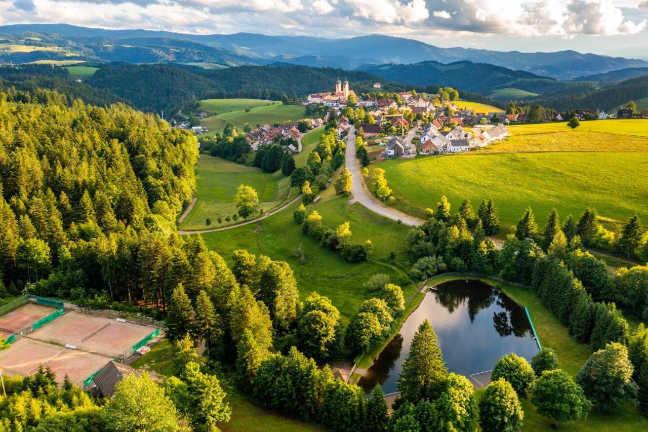 Der Hirschen Hotel Sankt Märgen Екстериор снимка